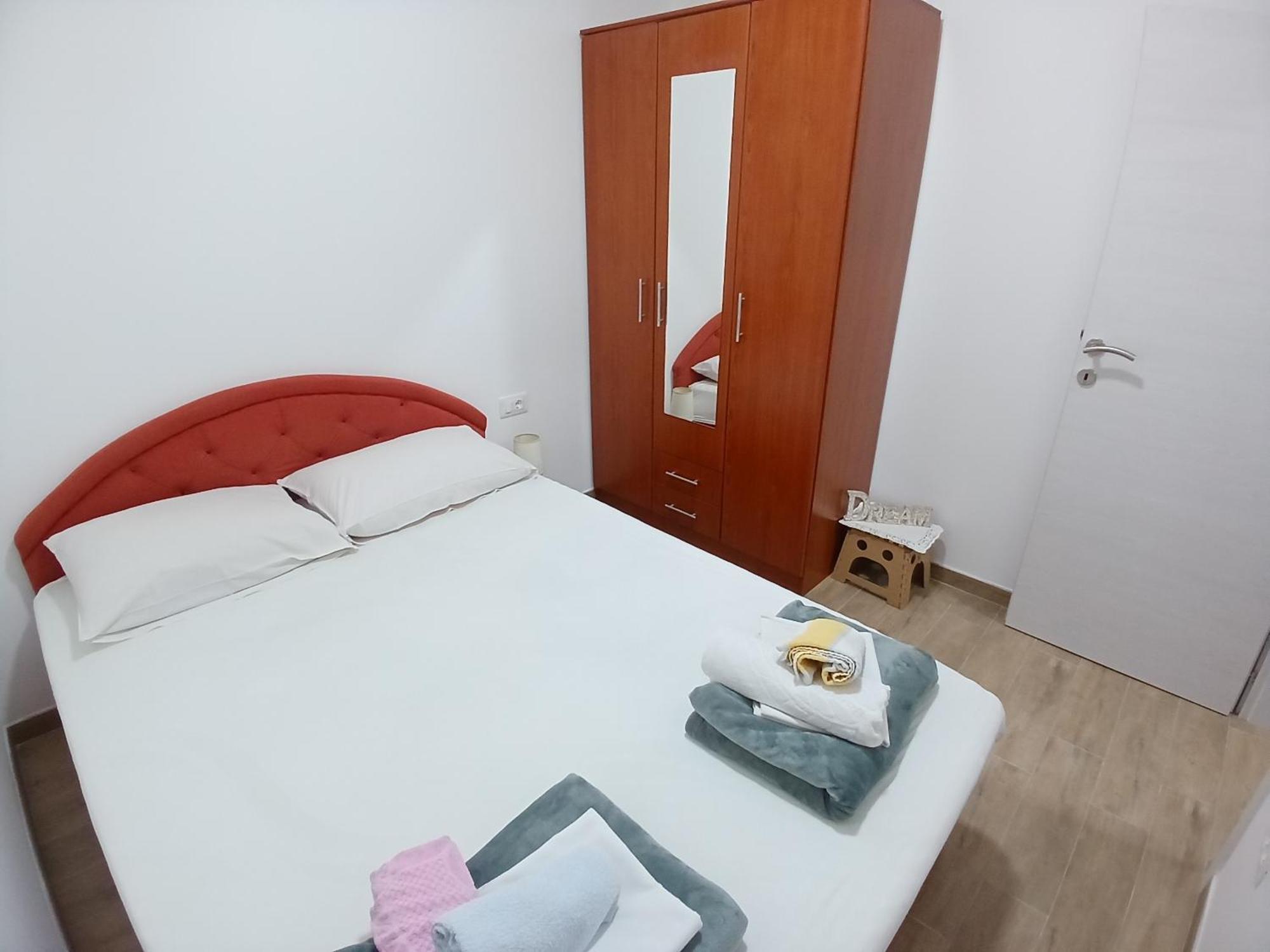 Apartments Tiha Noc โกตอร์ ภายนอก รูปภาพ