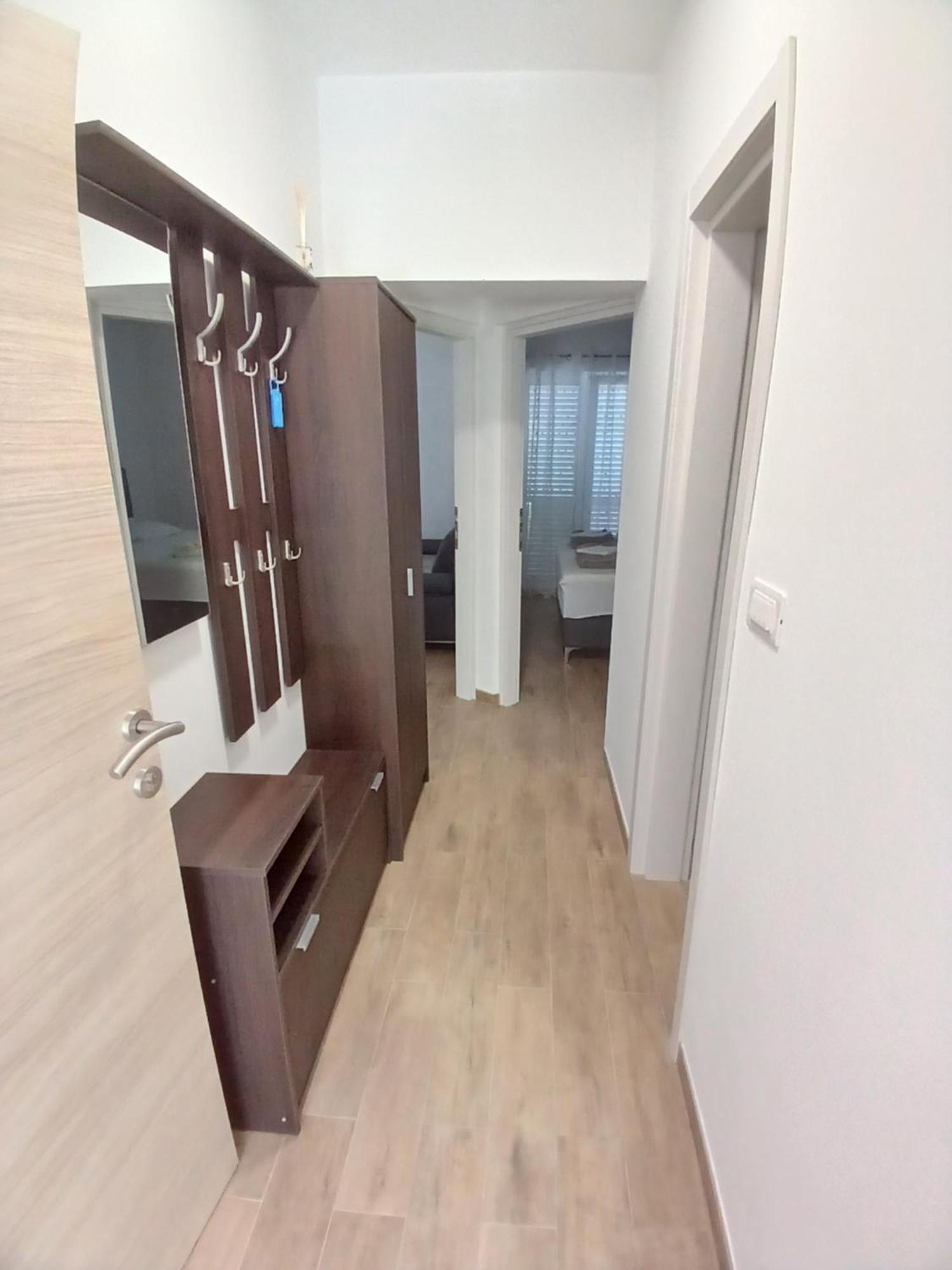 Apartments Tiha Noc โกตอร์ ภายนอก รูปภาพ