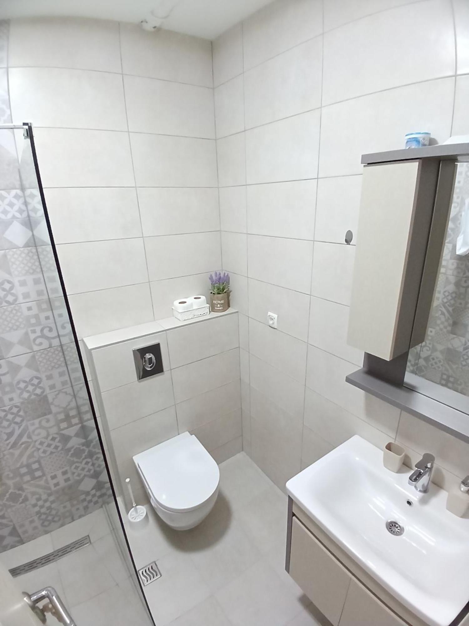 Apartments Tiha Noc โกตอร์ ภายนอก รูปภาพ