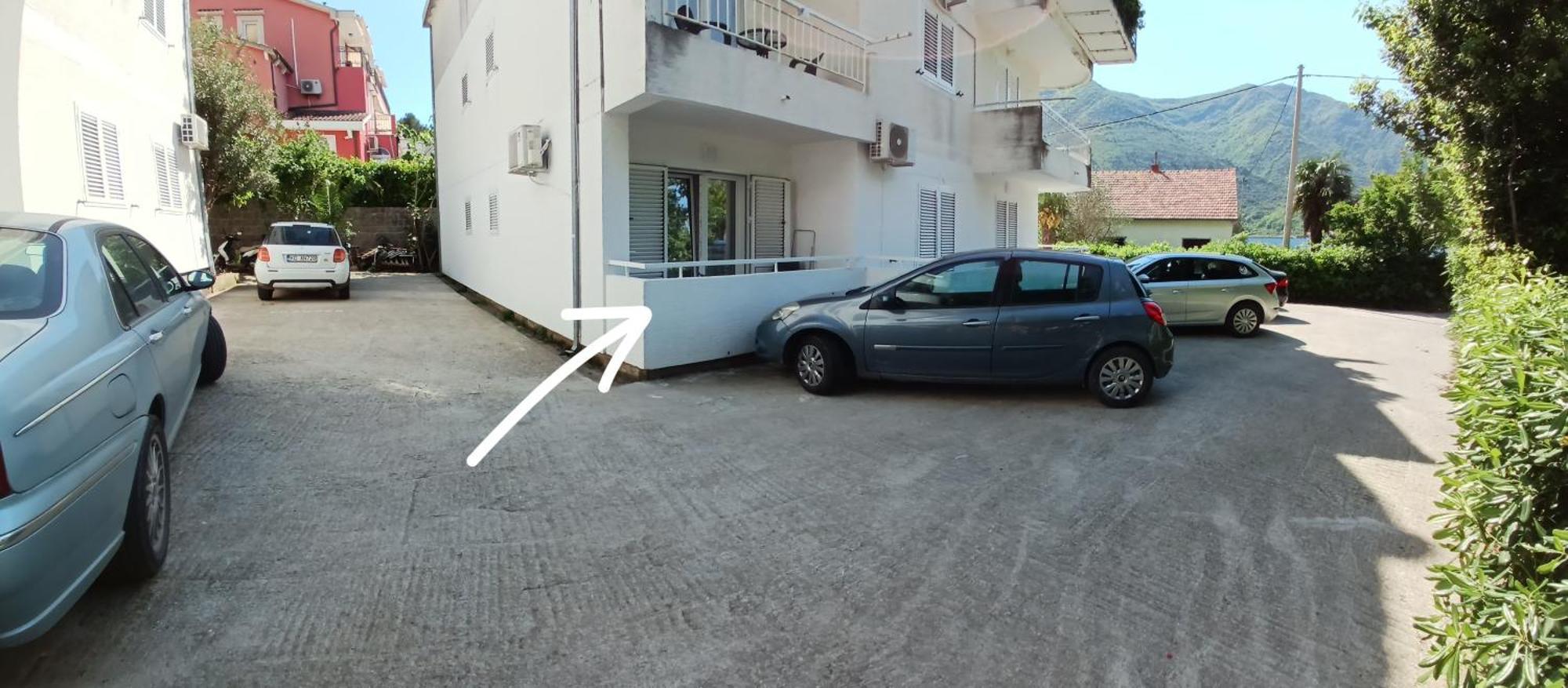 Apartments Tiha Noc โกตอร์ ภายนอก รูปภาพ